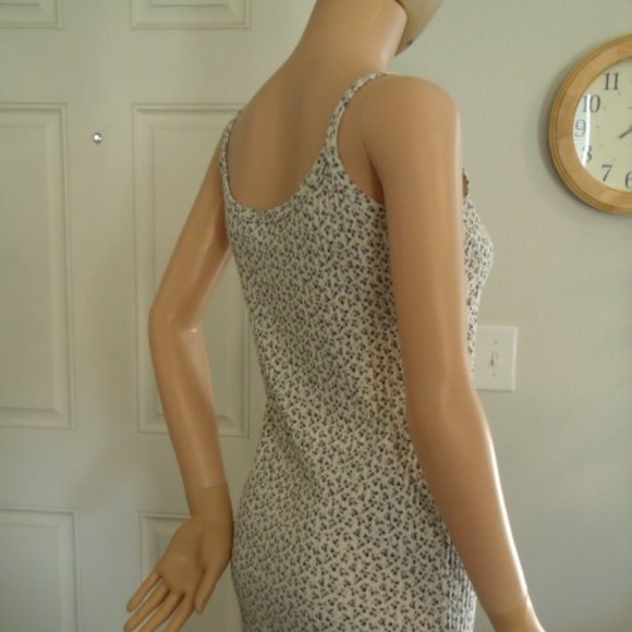 Beach Worn - Small Beach Summer Dress/Coverup - Picture 4 of 7